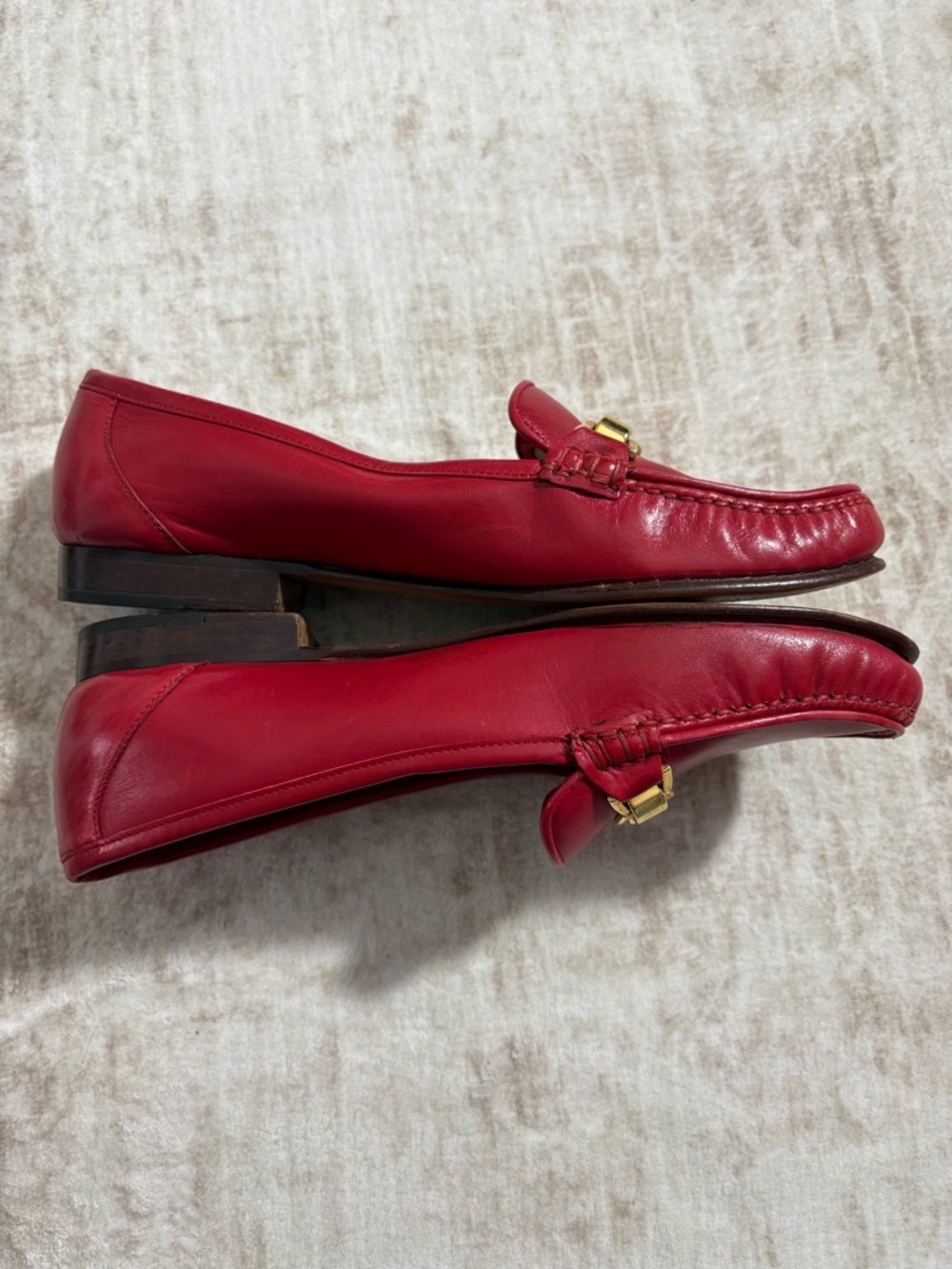 Bally Imogene Red Leather Loafers 7.5N Made In Italy Gold Bit Classic Luxury - Picture 6 of 12